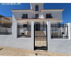 CHALET INDEPENDIENTE EN ALBIR  ZONA CENTRICO LLANO