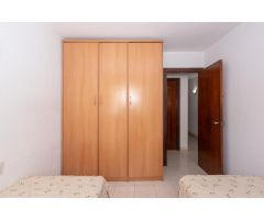 ????? ¡Gran oportunidad en Málaga! Piso amplio en Carlos de Haya ?????