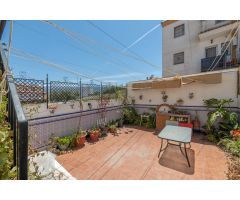 Preciosa casa de 3 dormitorios, 2 baños, aseo y patio de 70 m2 en Loma Linda (Ogíjares)