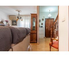 Preciosa casa de 3 dormitorios, 2 baños, aseo y patio de 70 m2 en Loma Linda (Ogíjares)