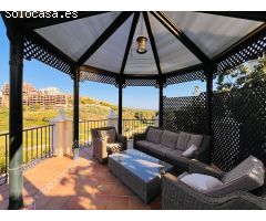 Villa de Lujo en Venta en Elviria, Málaga