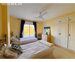 Villa de Lujo en Venta en Elviria, Málaga