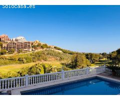 Villa de Lujo en Venta en Elviria, Málaga