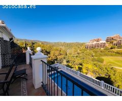 Villa de Lujo en Venta en Elviria, Málaga