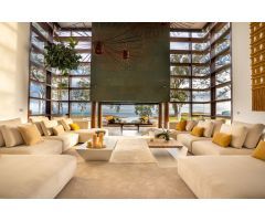 Villa de Lujo en Venta en Benalmádena Costa, Málaga