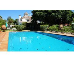 Villa de Lujo en Venta en Málaga del Fresno, Málaga