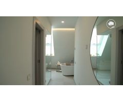 Villa de Lujo en Venta en Benalmádena Costa, Málaga