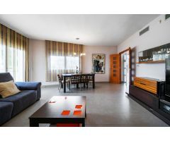 Vivienda de 404 m² con garaje, terraza y sótano en Rojales
