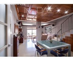 DUPLEX DE 4 HABITACIONES Y PARKING EN EL CENTRO DE MARTORELL