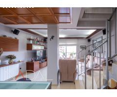 DUPLEX DE 4 HABITACIONES Y PARKING EN EL CENTRO DE MARTORELL