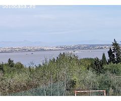 GRAN VIILA EN LOS BALCONES MUY CERCA DE LA LAGUNA DE LA SAL.
