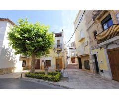 Casa de Pueblo en Venta en Alcanar, Tarragona