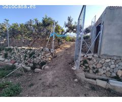 Terreno rústico con casita en Partida El Pontet, Altea