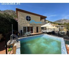 Chalet con LICENCIA TURÍSTICA a la venta en Urbanización Almedia, Callosa den Sarrià