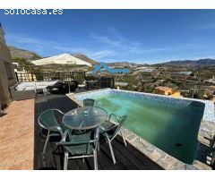 Chalet con LICENCIA TURÍSTICA a la venta en Urbanización Almedia, Callosa den Sarrià