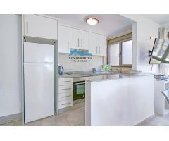 Luminoso apartamento con vistas al mar en el Albir