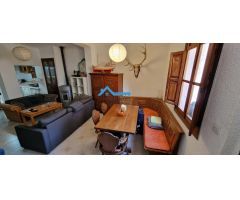 Coqueta casa de pueblo a la venta en La Nucia