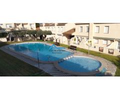 Chalet adosadoa la venta en el Albir