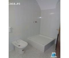 Se alquila o vende local en zona Pintores- Plaza Mayor