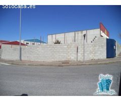 Se vende Terreno Industrial en Polígono Las Arenas