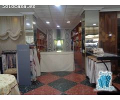 Se alquila o vende  local en Moctezuma