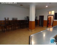 SE VENDE BAR EN  HERNÁN CORTÉS