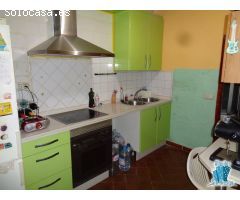 SE VENDE CASA EN ZONA PLAZA ITALIA