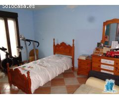 SE VENDE CASA EN ZONA PLAZA ITALIA