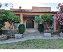 Se VENDE magnífico Chalet con Parcela en zona de las VIÑAS NEGOCIABLE!!!!!