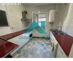 SE VENDE CASA EN ZONA PARTE ANTIGUA