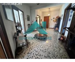 SE VENDE PISO CON MUCHAS POSIBILIDADES EN ZONA CRUZ DE LOS CAÍDOS