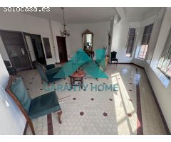 SE VENDE PISO CON MUCHAS POSIBILIDADES EN ZONA CRUZ DE LOS CAÍDOS