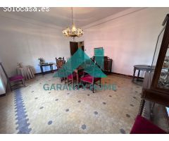 SE VENDE PISO CON MUCHAS POSIBILIDADES EN ZONA CRUZ DE LOS CAÍDOS