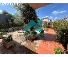 SE VENDE CHALET EN ZONA CERES GOLF