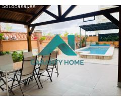 SE VENDE CHALET EN CASTELLANOS