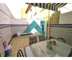 SE VENDE MAGNÍFICO ADOSADO EN ZONA FRATRES