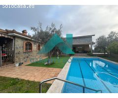 ¡SE VENDE ESPECTACULAR CHALET EN MALPARTIDA DE CÁCERES! ????????