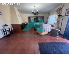 SE VENDE CASA DE CAMPO EN ZONA CARRETERA DE BADAJOZ, CÁCERES ????