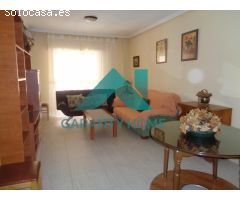 ???? SE ALQUILA PISO EN ZONA LA CRUZ – CÁCERES