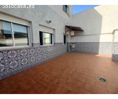 ¡¡ GRAN PISO EN CEUTÍ CON PATIO DE 80m !!