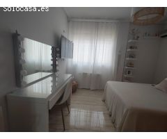 ¡Exclusivo chalet en Archena con espacios únicos para disfrutar!