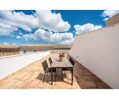 Casa de Pueblo de Obra Nueva con Estudio Independiente en Maria de la Salud, Mallorca