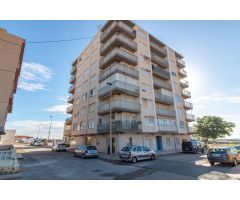 APARTAMENTO A ESCASOS METROS DE LAS CALAS