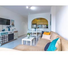Acogedor Piso en Los Balcones con Piscina y Terraza