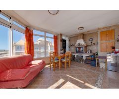 Atico duplex con vista al mar