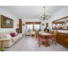 Apartamento en 1ª línea con vistas al mar