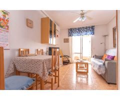 Gran Oportunidad: Piso Céntrico De 1 Habitación Con Garaje Y Piscina.