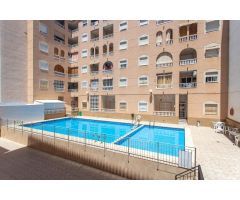 Gran Oportunidad: Piso Céntrico De 1 Habitación Con Garaje Y Piscina.