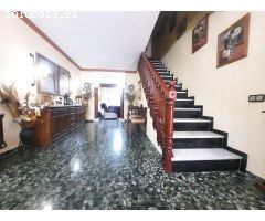 Casa en Venta en Villalmóndar, Málaga
