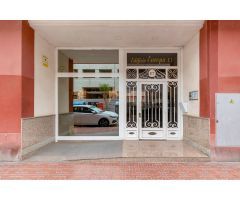 FANTASTICO APARTAMENTO EN EL CENTRO DE TORREVIEJA, CHOLLAZO